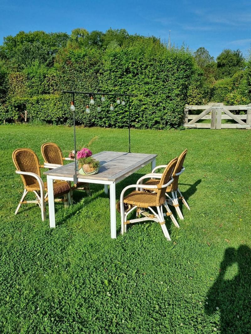Bed And Breakfast De Dijk Zuid-Beijerland Exterior foto